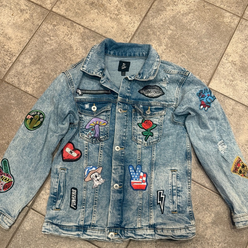 Girls Y2K Punk Rock Patched Jean Jacket size 10/12 large